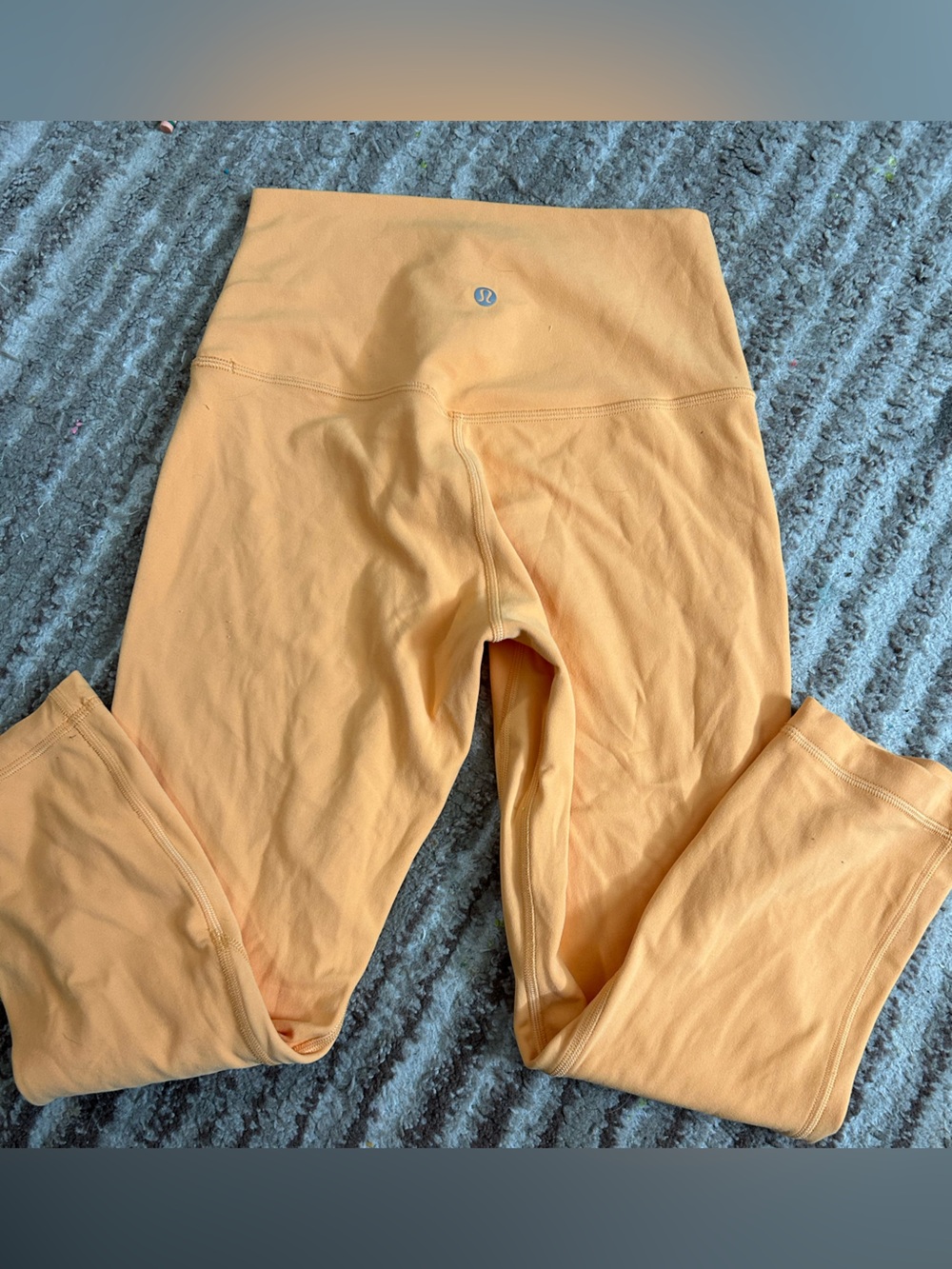 lululemon athletica women’s Peach/Light Orange Leggings